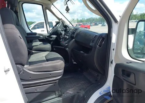 2018 Ram Promaster 1500 Low Roof 136 Wb из США, поврежденный, VIN 3C6TRVAGXJE155344